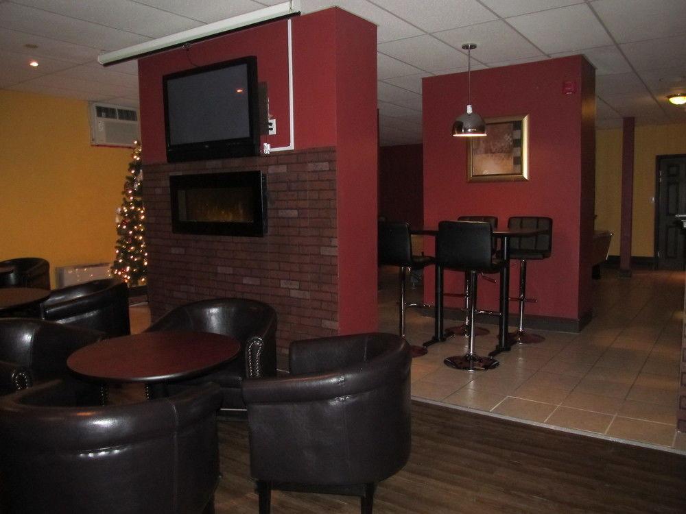 Le Voyageur Inn Mattawa Exterior photo